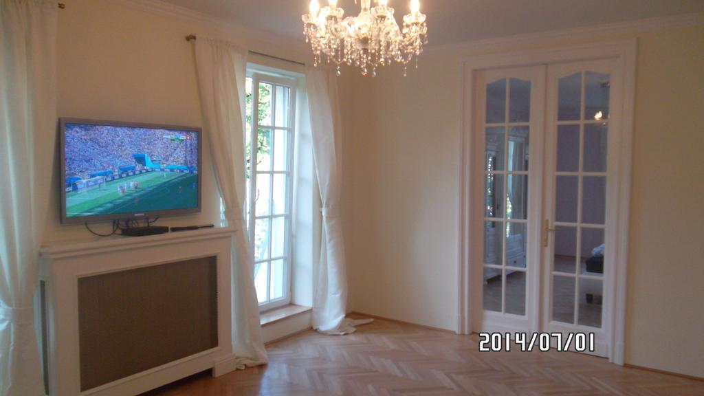 Bakator House Gellert Hill Apartment Budapest Room photo